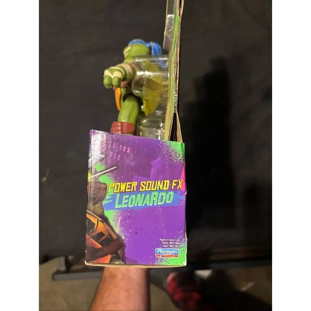 New in box 2012 TMNT power sound fx Leonardo doll